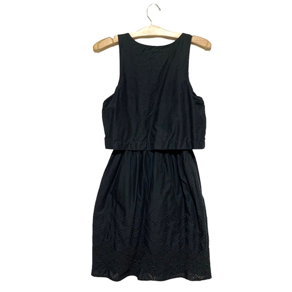 GAP Black Sleeveless Embroidered Details all over Size 2 - Picture 3 of 11